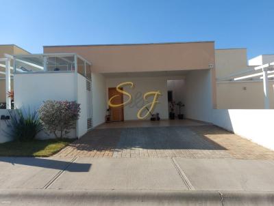 Casa em Condom�nio para Venda, em Paul�nia, bairro Saltinho, 3 dormit�rios, 2 banheiros, 1 su�te, 4 vagas